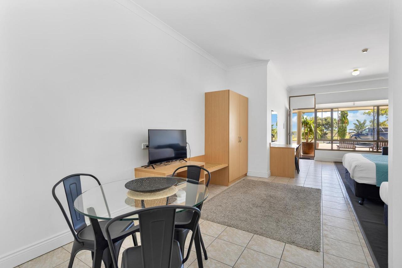Coast Motel And Apartments Port Noarlunga Εξωτερικό φωτογραφία