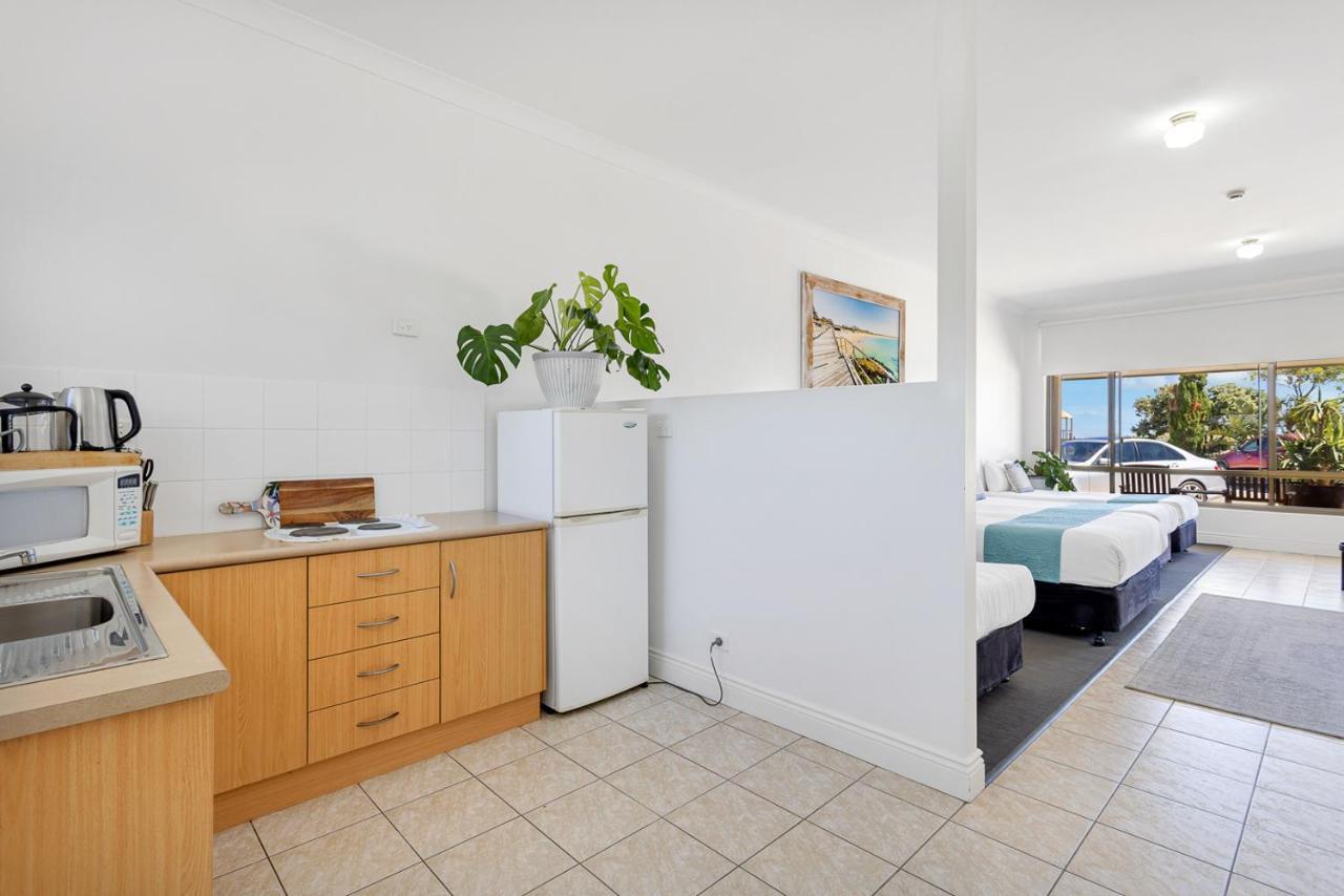 Coast Motel And Apartments Port Noarlunga Εξωτερικό φωτογραφία