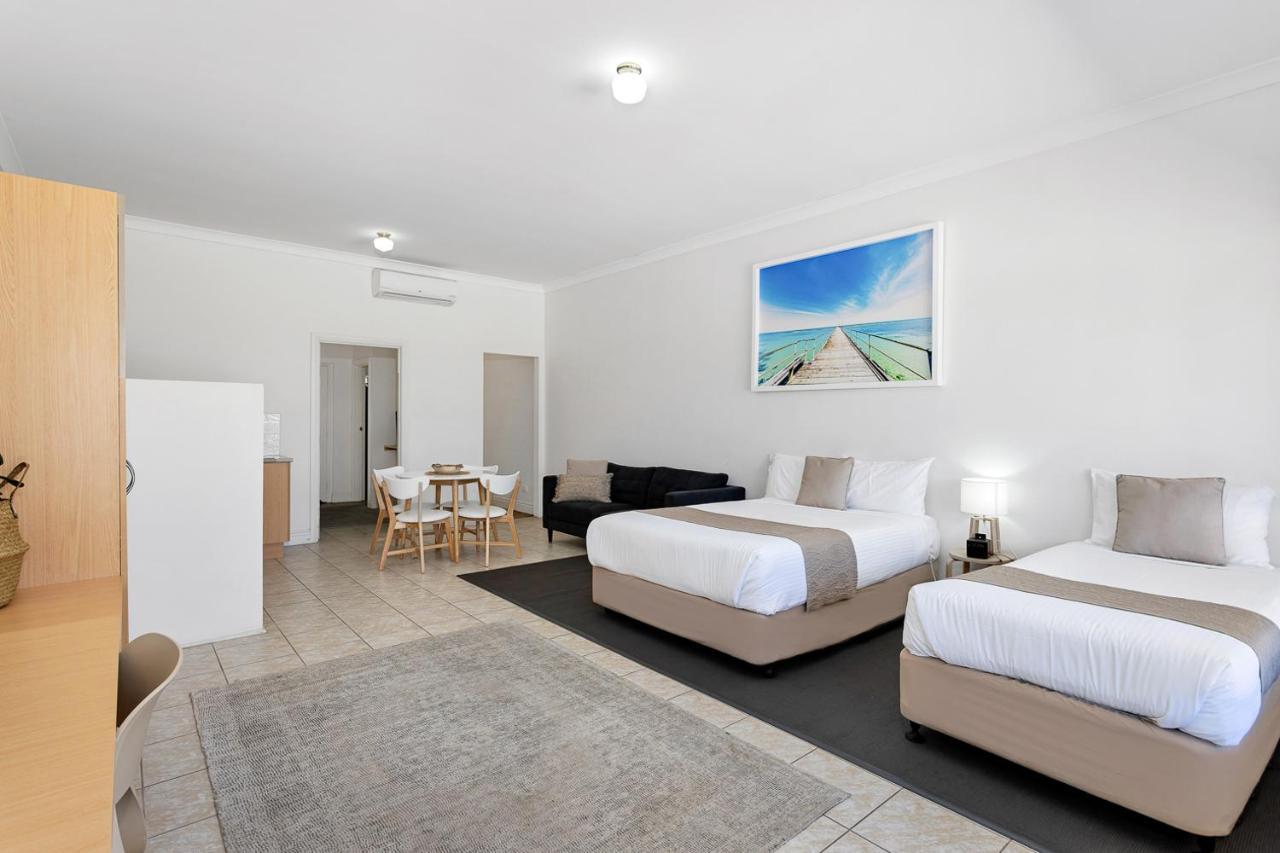Coast Motel And Apartments Port Noarlunga Εξωτερικό φωτογραφία